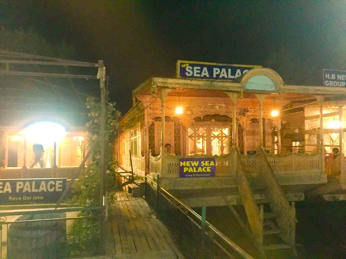 New Sea Palace Houseboats Srīnagar Kültér fotó