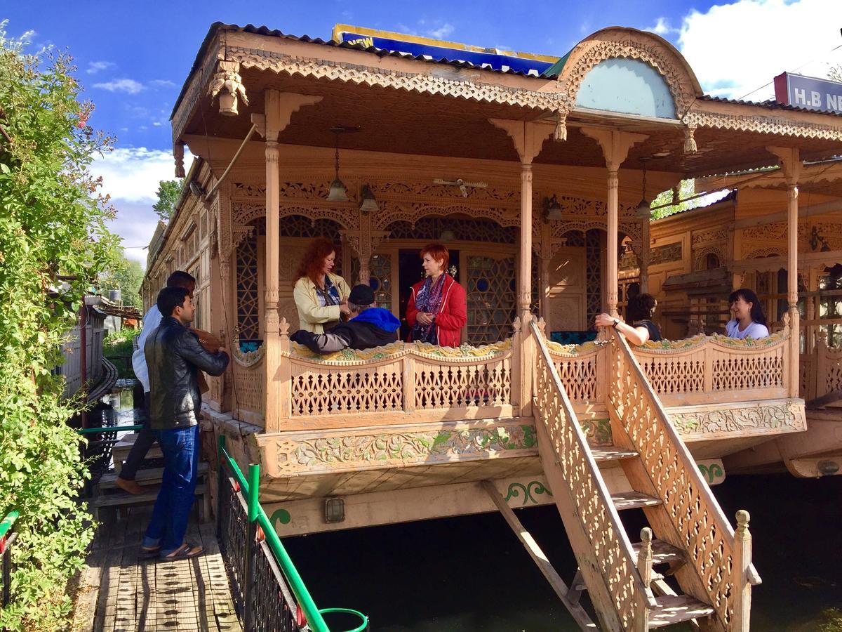 New Sea Palace Houseboats Srīnagar Kültér fotó